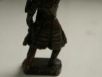 Daiktas maza samurajaus statulele