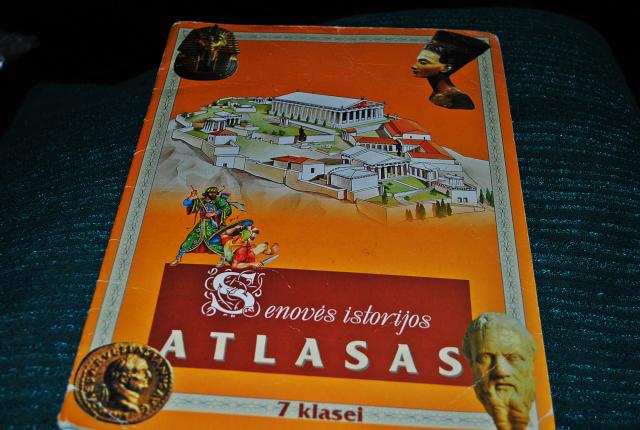Daiktas Istorijos atlasas 7tai klasej