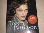 Daiktas Robert Pattinson knyga