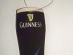 Daiktas Guinness "kvapukas" mašinai
