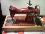 Daiktas Tarybinių laikų vaikiška siuvimo mašinėlė