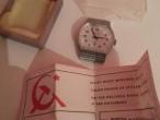 Daiktas tarybinis sovietinis  cccp laikrodis su dezute ir dokumentais pobeda