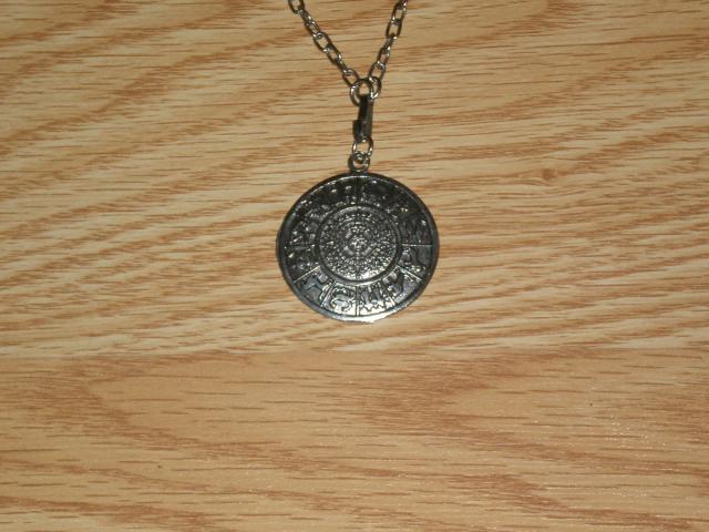Daiktas Medalionas/medaljonas su zodiako (horoskopo) zenklais