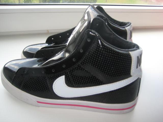Daiktas nauji Nike batai