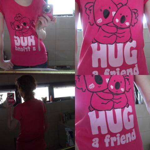 Daiktas "Hug a friend" maikutė