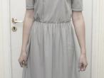 Daiktas Pilka vintage suknelė su kaspinėliu