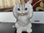 Daiktas Sustiprinto plastiko pluošto statulėlė katinėlis. 
