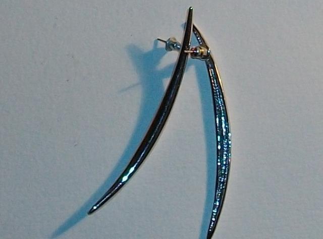 Daiktas stilingi auskarai