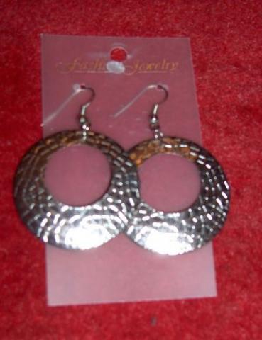 Daiktas nauji auskarai