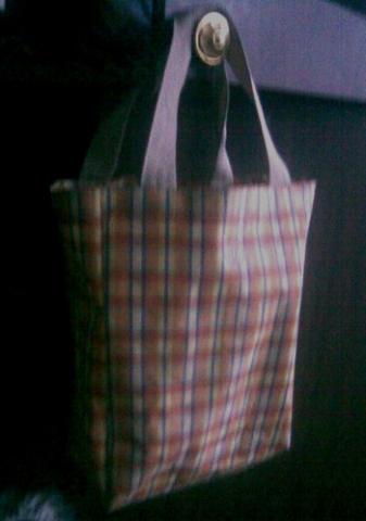 Daiktas languota tašytė