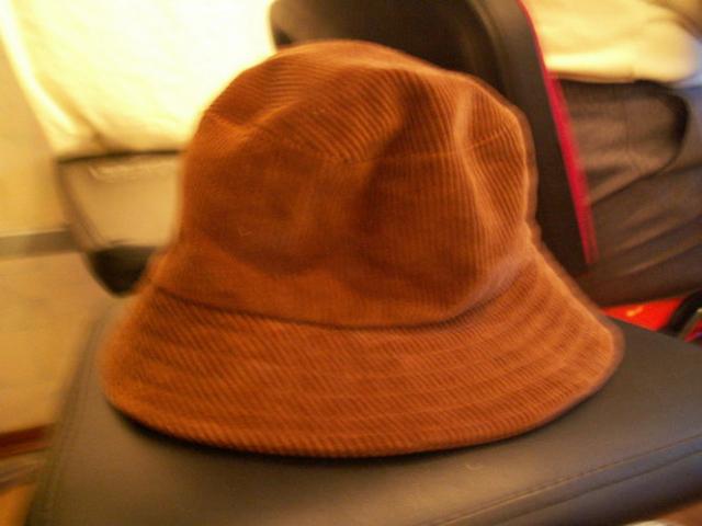 Daiktas karamelinė kepurė