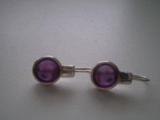 Daiktas Auskariukai violetiniai