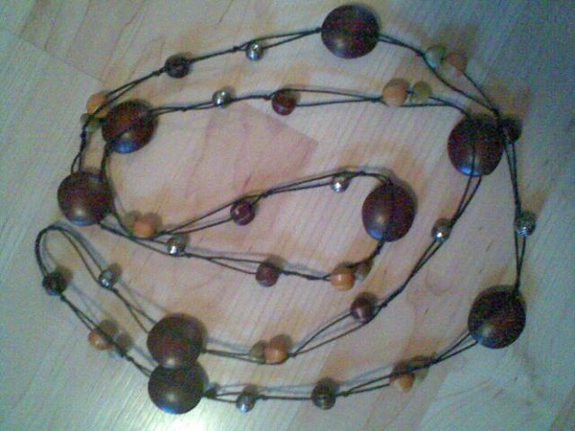 Daiktas Karoliai nr1