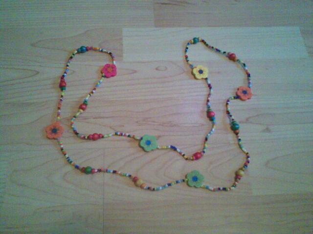 Daiktas Karoliai nr5