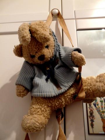 Daiktas kuprinyte-meskiukas (tase)