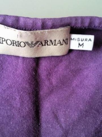 Daiktas Emporio Armani maikutė.