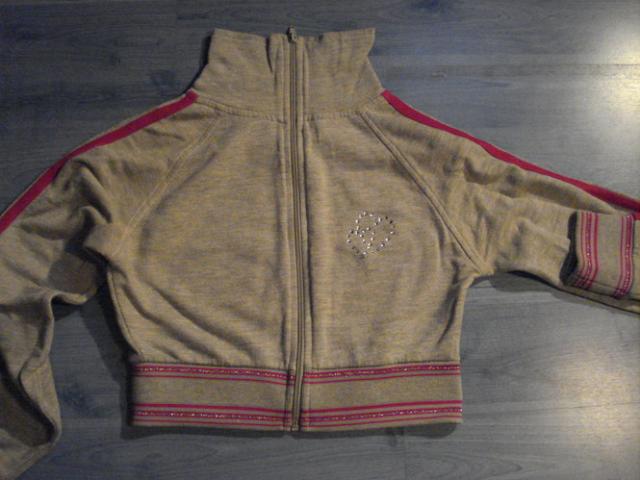 Daiktas fainas dzemperiukas