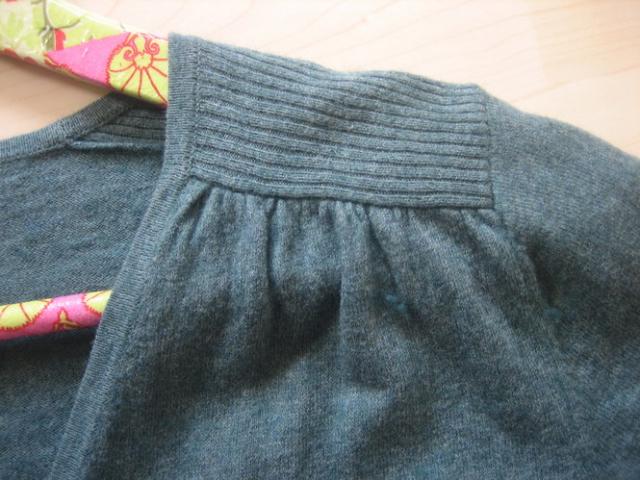 Daiktas Zalias megztinis 3/4 rankovemis