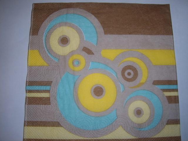 Daiktas Servetėlės dekupažui po 2 vnt.žiūrėti foto.