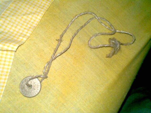 Daiktas moneta pakabukas