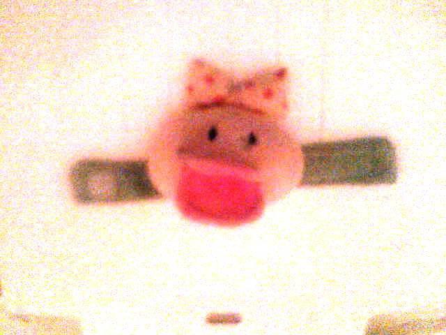 Daiktas barškaliukas-apyrankė