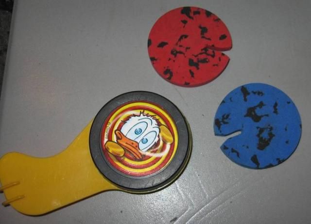 Daiktas Žailas... Atlenki-paleidi-skrenda. Smagu :D