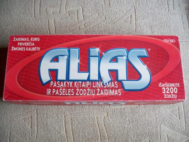 Daiktas Alias Raudonas (rezervuota)