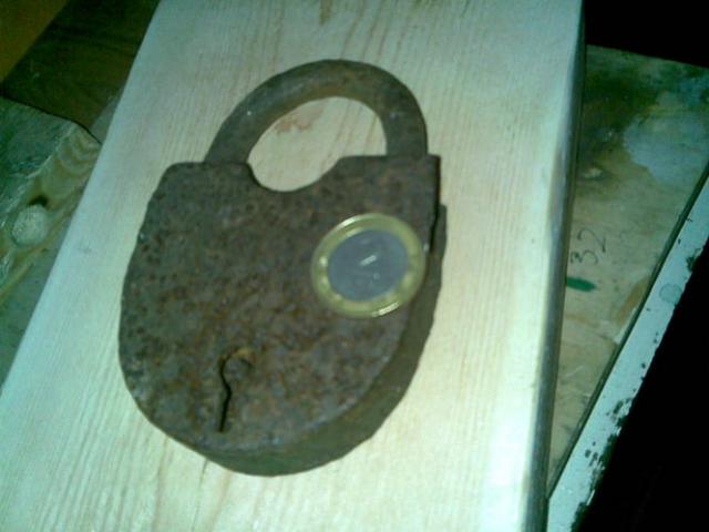 Daiktas Senovinė spyna