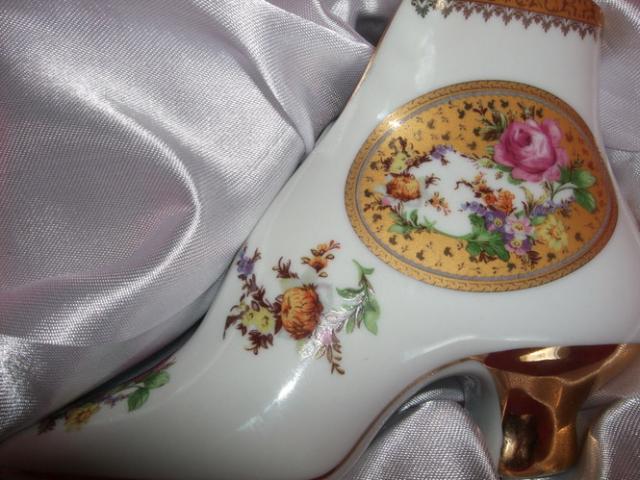 Daiktas Suvenyras batas gražioje dėžutėje