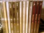 Daiktas daug orginalių muzikos cd (sarašas viduje)