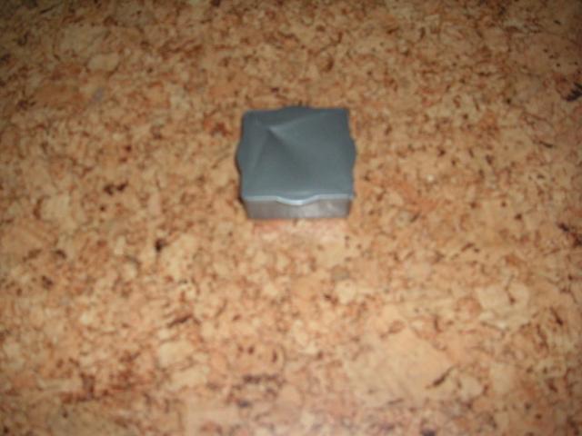 Daiktas Labai maža dėzute