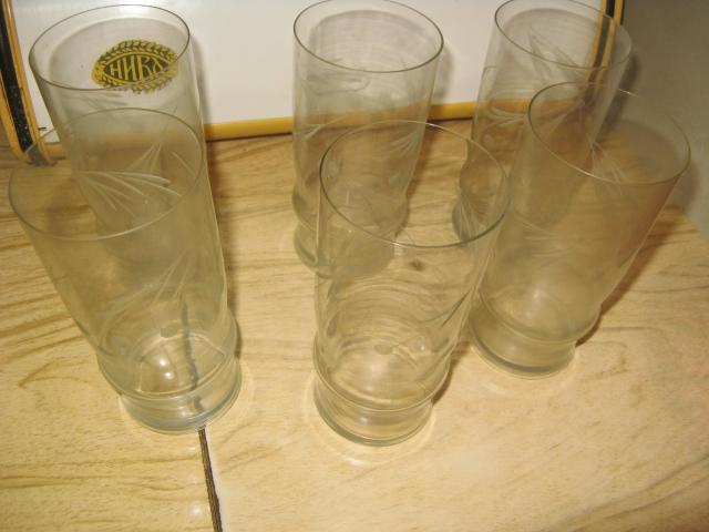 Daiktas 6 taurės sovietinės :)