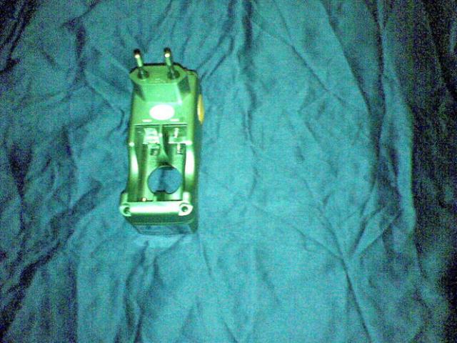 Daiktas akumuliatoriu pakroviklis