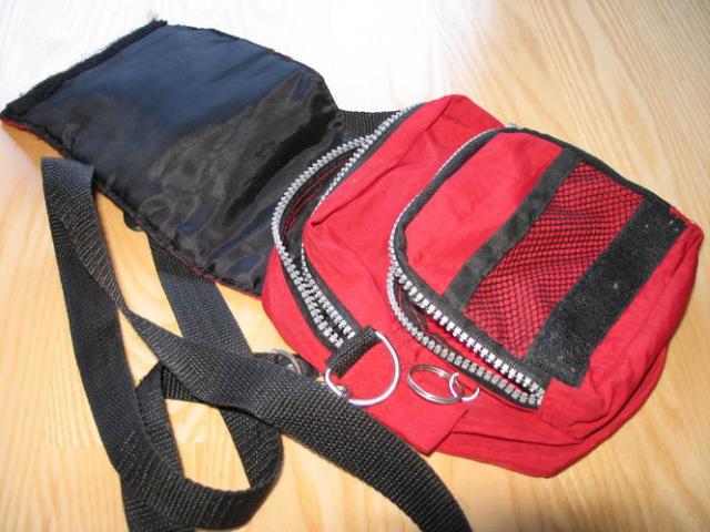 Daiktas Vyriska sportiska tasyte smulkiems daiktams