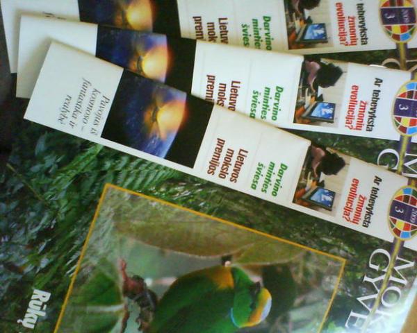 Daiktas Trys 2009  kovo "Mokslai ir gyvenimai"