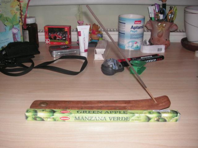 Daiktas Smilkalu laikiklis +2 smilkalai