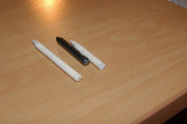 Daiktas Grafitas (baltas ir juodas)