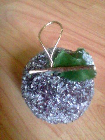 Daiktas Pakabukas - obuolys