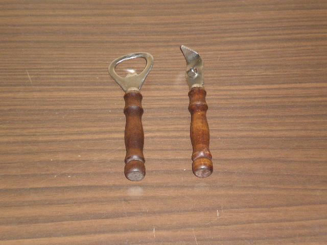 Daiktas Atidarytuvu duetas alaus buteliams atidaryti (kamsciatraukiai)