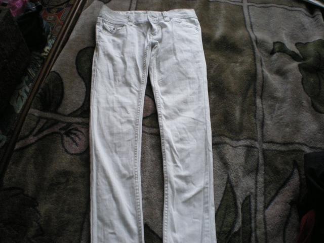 Daiktas 2 kart devetos sniego baltumo kelnes/dzinsai xs