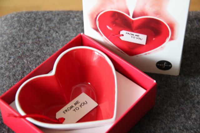 Daiktas naujas suvenyras sirdeles formos dubenelis