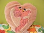 Daiktas pink phanter pagalvele.