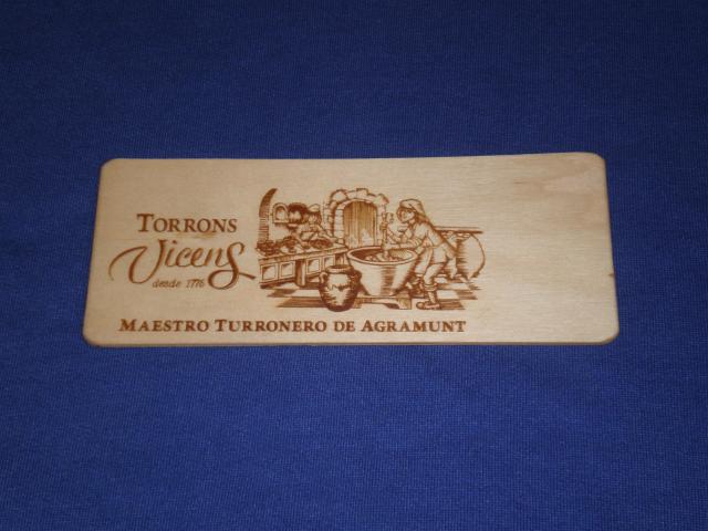 Daiktas Medine lentele su paveiksleliu ,,torrons vicens 1776''