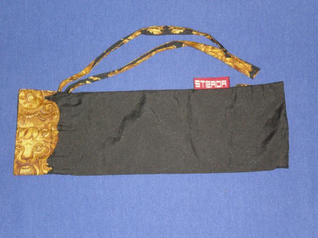 Daiktas Grazus medziaginis maiselis detuve