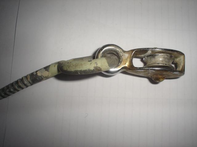 Daiktas gerve ir pakabukas