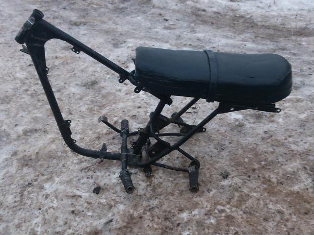 Daiktas Minsko remas su sedine ir pakojais