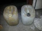 Daiktas Kanistrai plastmasiniai 25l, apie 20vnt