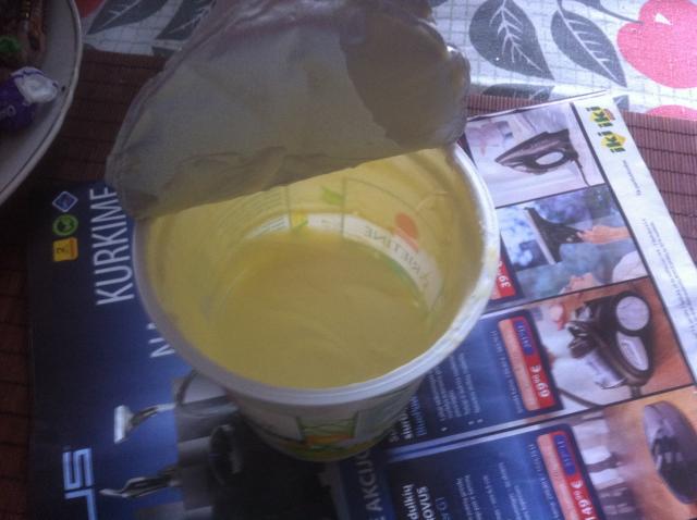 Daiktas grietines banke