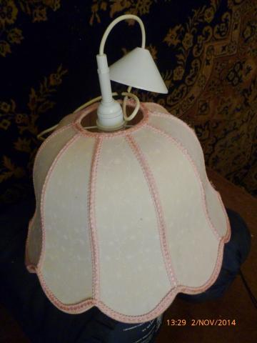 Daiktas daili pakabinama lempa