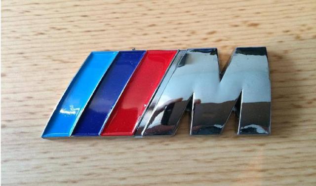 Daiktas BMW M apdailos lipdukai ir zenkliukai